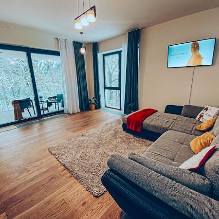 8Ight Apartman Brassó Kültér fotó